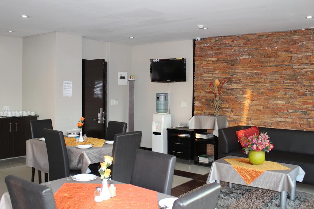 Alcazaba Hotel Johannesburg Exterior photo